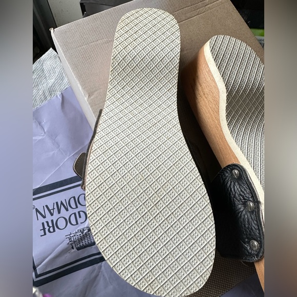 Burberry x Dr Scholl’s Clog Sandals - Picture 2 of 4